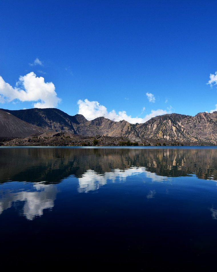Segara Anak crater lake
