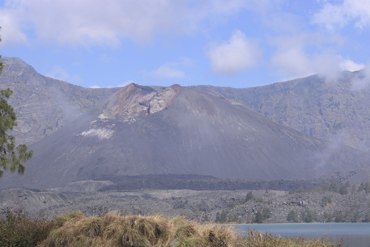 The crater rim at first light, the lake far below